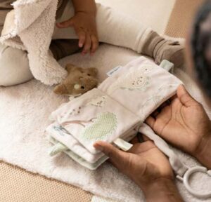 Libro sensoriale Animaletti Peluche